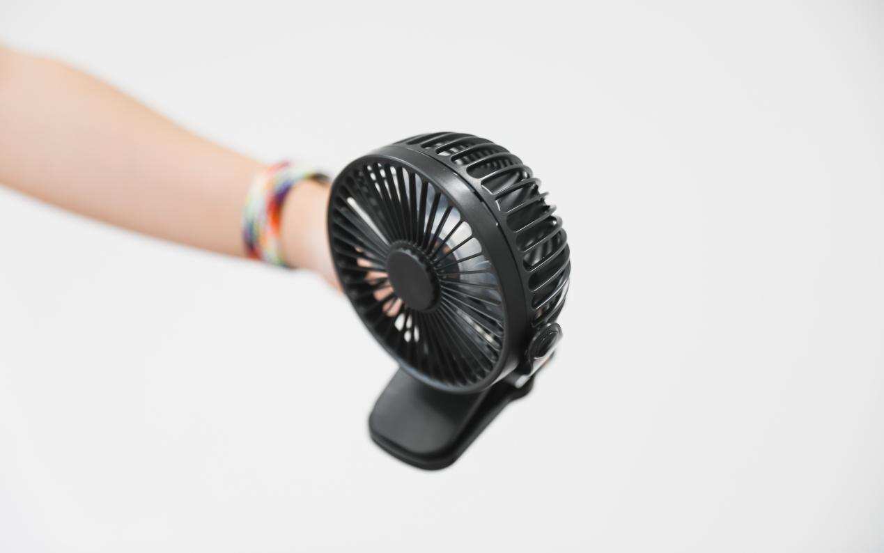 超强风力小风扇评测,小风扇噪音小风力大测评