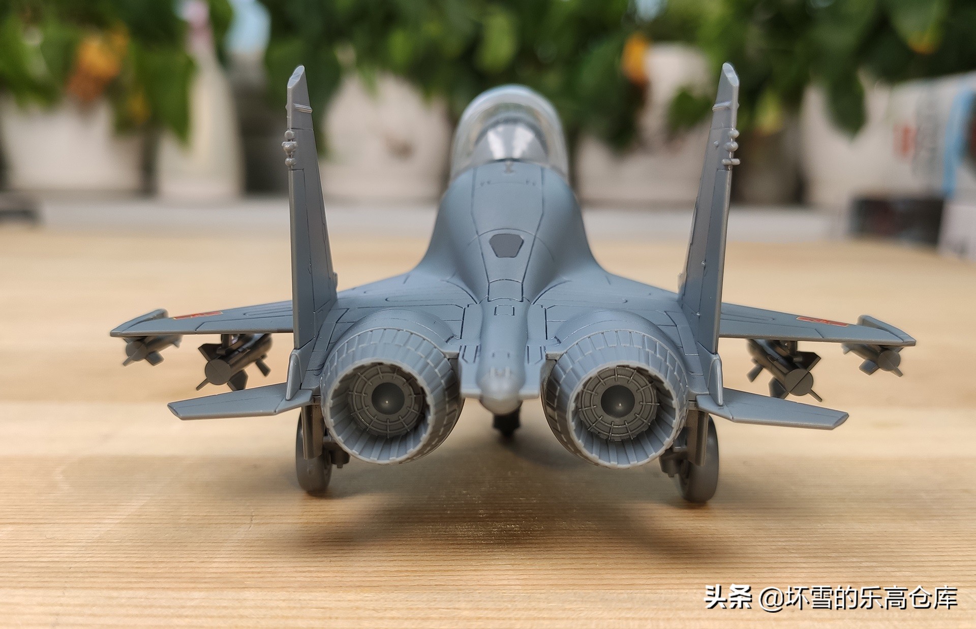 军模评测：行云模型Q版歼11战斗机