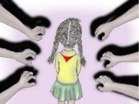 13岁女孩偷看“情色片”，妈妈发现后五味陈杂，处理方式太妙了