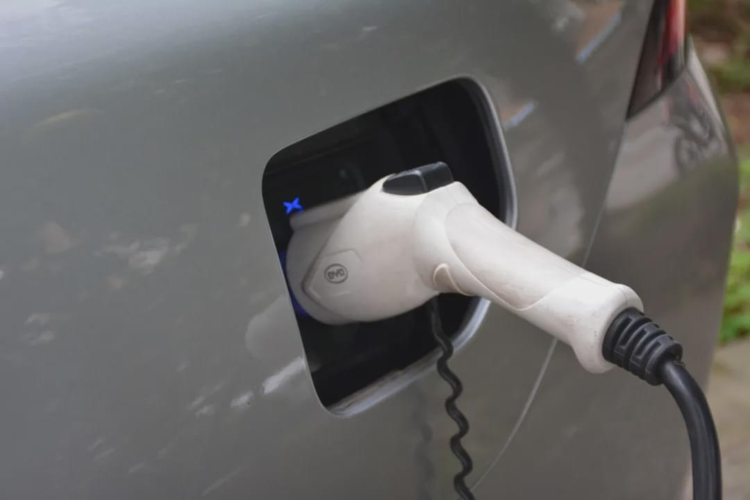 开着小鹏p7去西藏,小鹏p7长时间停放用下电吗