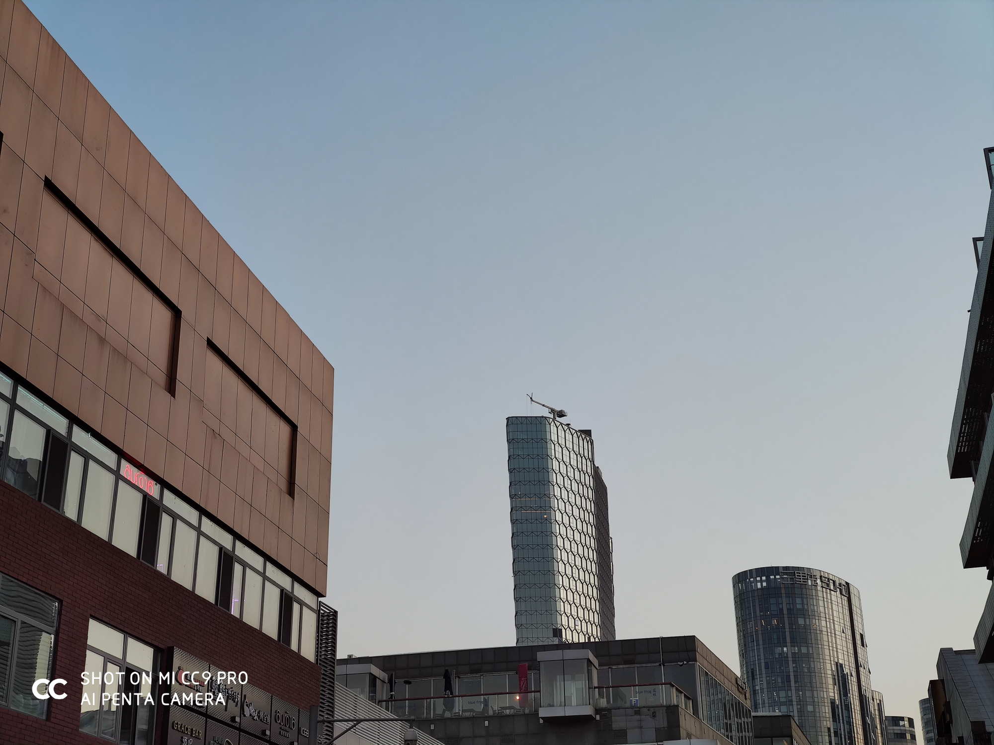 年轻人第一台单反小米,年轻人入门第一台微单相机推荐