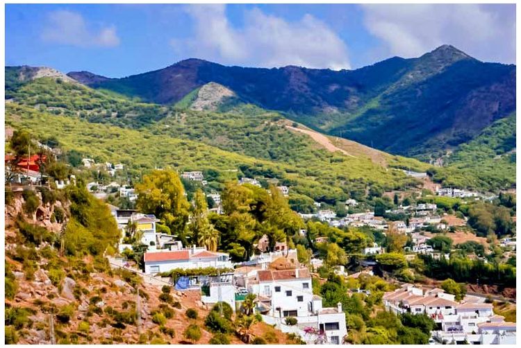 西班牙与世隔绝小镇,西班牙最美十个小镇