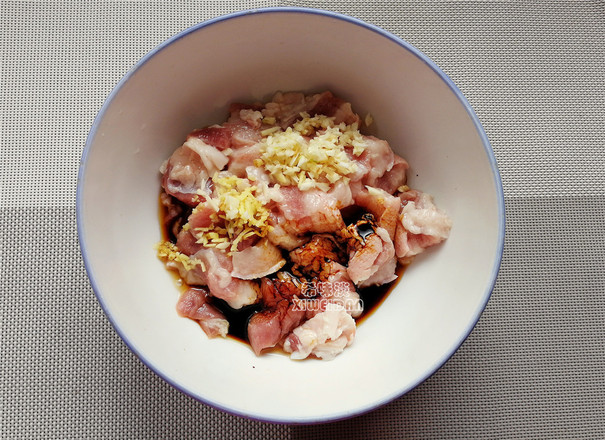 粉蒸肉怎么才软烂不油腻,粉蒸肉要怎样才软糯