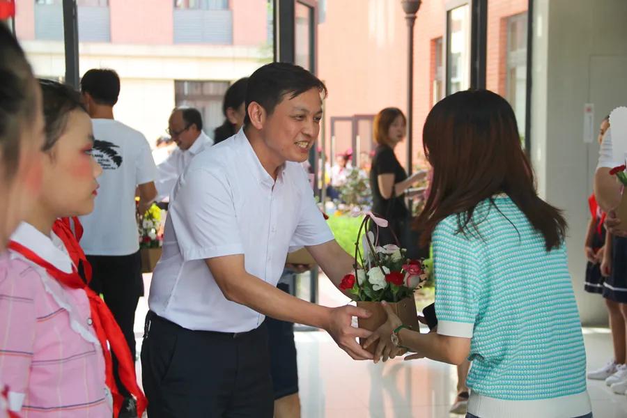 请党放心强国有我迎国庆主题活动,请党放心强国有我庆祝节目