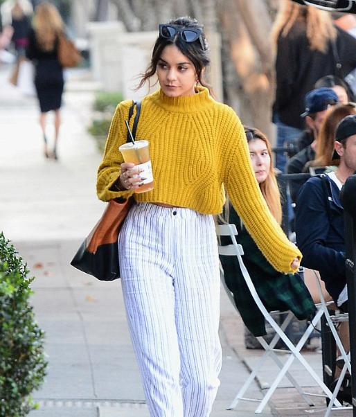 皮肤黑黄的女生穿什么颜色好看,颜值高的女人发色