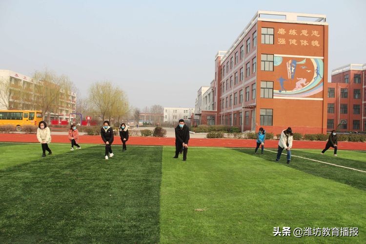 为了迎接小学做了哪些准备,为迎接开学学校做了各项准备