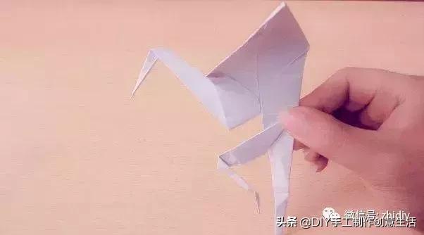 用千纸鹤糖纸做千纸鹤慢教程,不一样的纸鹤折纸