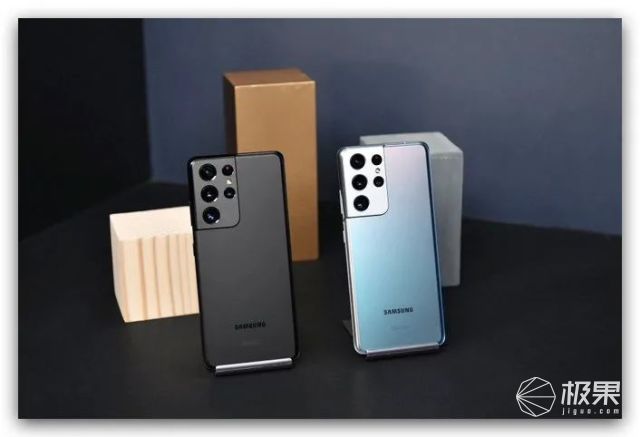 三星S21系列来了！屏幕缩水+塑料后壳，还学苹果环保