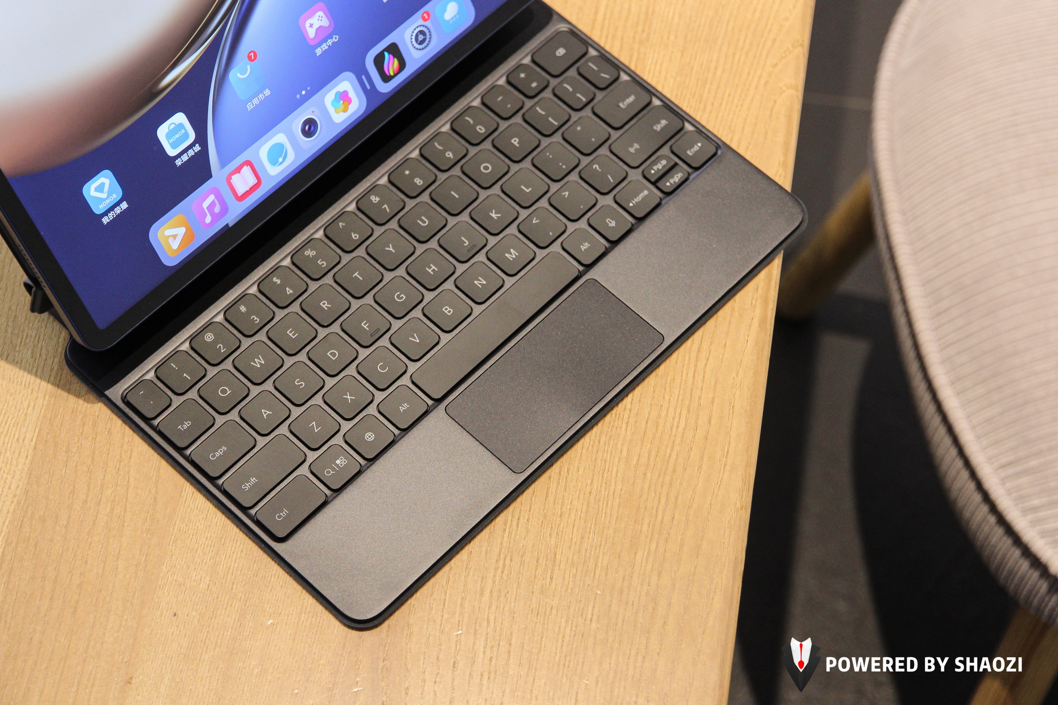 荣耀平板V7Pro到底如何,120Hz高刷打游戏居然不掉帧?