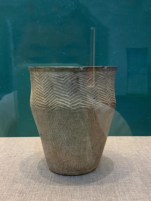 来古都长安感受历史文化,领略千年红山文化