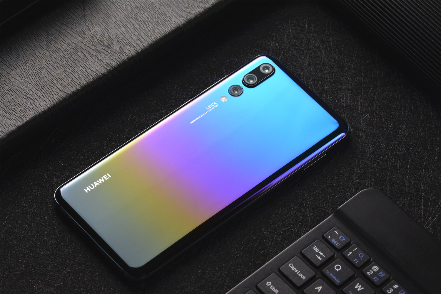 华为mate20和华为p20pro哪个好,华为mate20x和华为p20pro哪个好