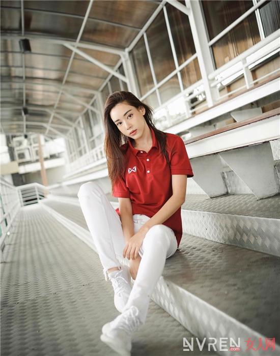 2022新款夏季潮流polo衫,洋气时髦polo衫女黄色