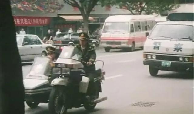 东莞老头贪便宜捡了一袋冬瓜,东莞一老头贪便宜捡了一袋冬瓜