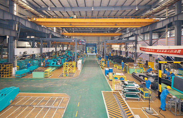 国四挖掘机神钢,挖掘机品牌分析