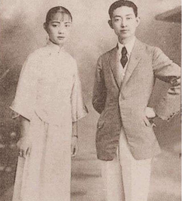 段祺瑞侄子也追星，女星下台他公然强吻，警局罚了50大洋就回家