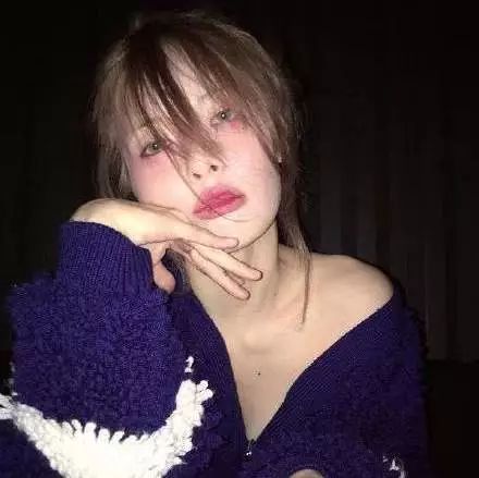 秋冬温柔显白美甲腮红,橘朵腮红哪个适合秋冬