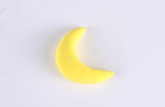 用超轻粘土做月亮兔子,用粘土做超美丽的立体挂饰月亮