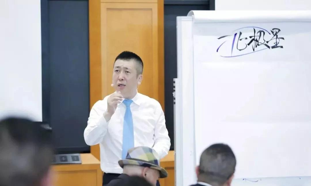 李嘉诚管理之道知人善用,李嘉诚的管理之道