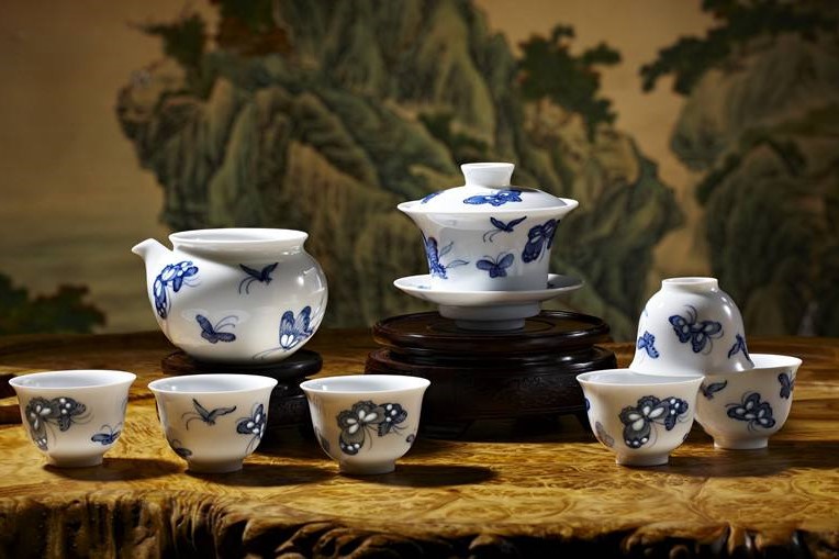 不锈钢水壶做的茶具好吗,水晶茶具和玻璃茶具区别