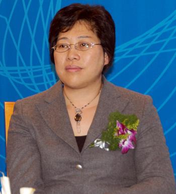 荣秀丽把天语卖给了谁,天语老板荣秀丽新乡什么地方人