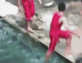 搞笑gif妹子的内心是崩溃的,搞笑gif妹子原来是个逗比