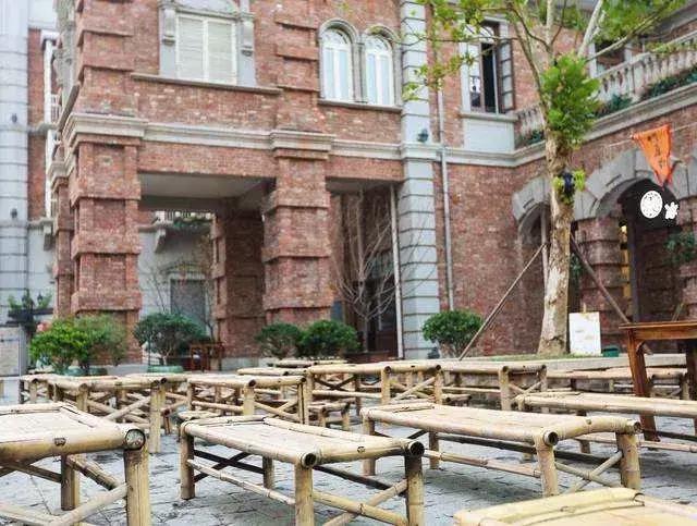 来汉*江阳**滩吧！抗“炙烤”夜跑看“纳凉”百态