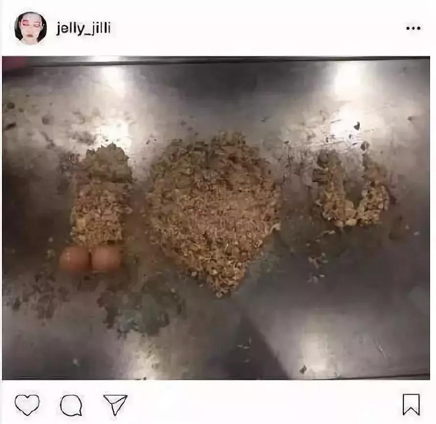 她骂脏话、拍性感床照、仙女人设崩塌，但人们依然爱她