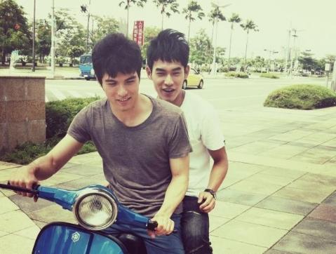 陈妍希和陈晓婚后首次大银幕演人妻，和凤小岳张书豪浪迹天涯