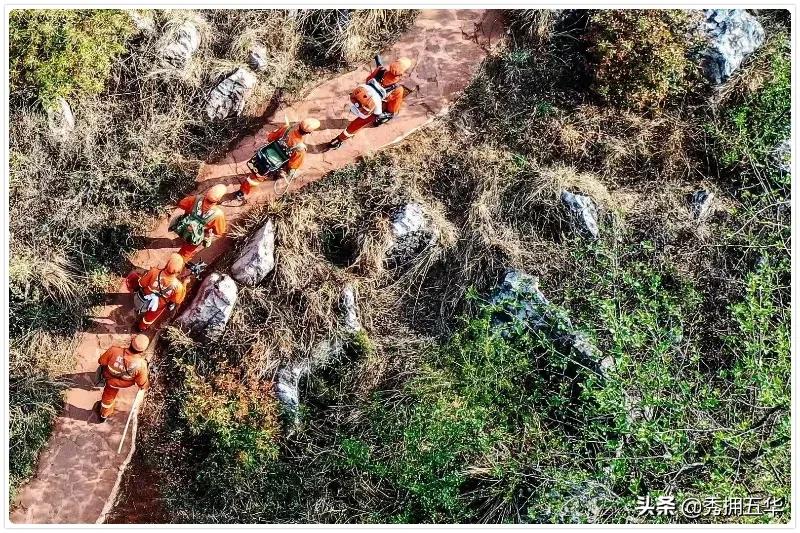 走进“大山之眼”了解长虫山守护者们不为人知的故事