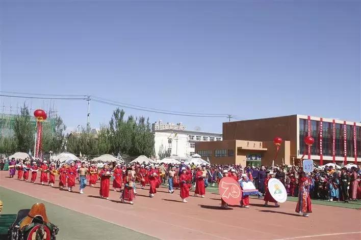 百年奋斗路启航新征程小学生,奋斗百年路启航新征程小学生视频