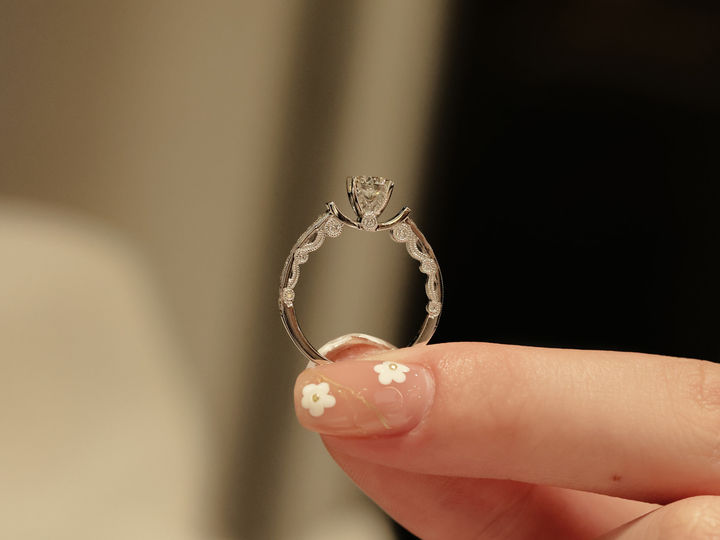 打造独特而美丽的钻戒,十大必买经典款钻戒