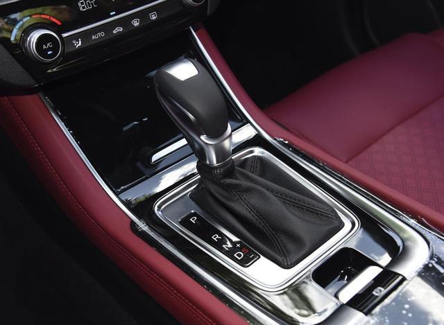 7万左右长安逸动手动挡,7万以下的长安逸动七座