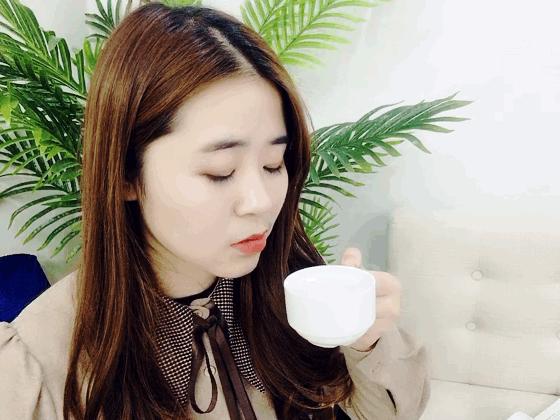 mac39.9口红礼盒一只,适合深唇的mac口红