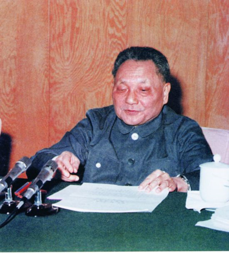 朱国华被判刑后,百姓议论是否会影响朱老总形象,康克清平静回答