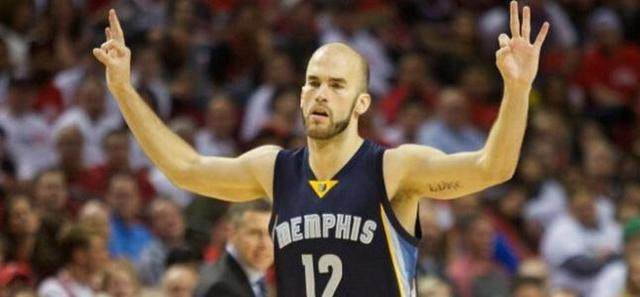 亚当斯nba巅峰时期,亚当斯艾顿麦基