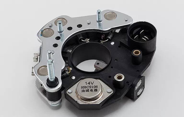 汽车没电是电瓶坏了还是发电机,汽车没电了电瓶会坏吗