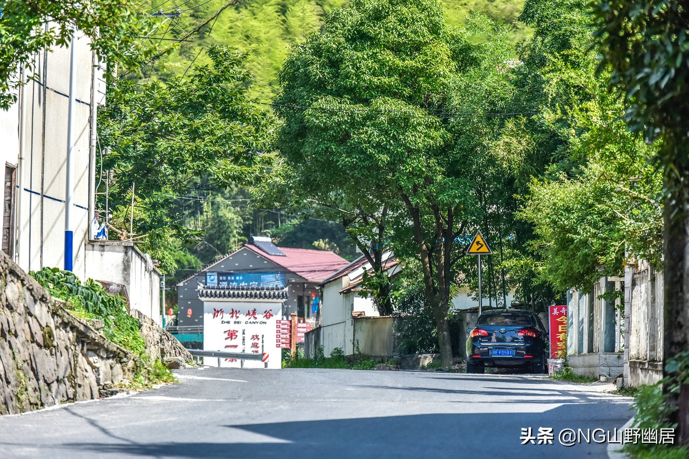 抓住暑假的尾巴峡谷漂流,趁着夏日的尾巴