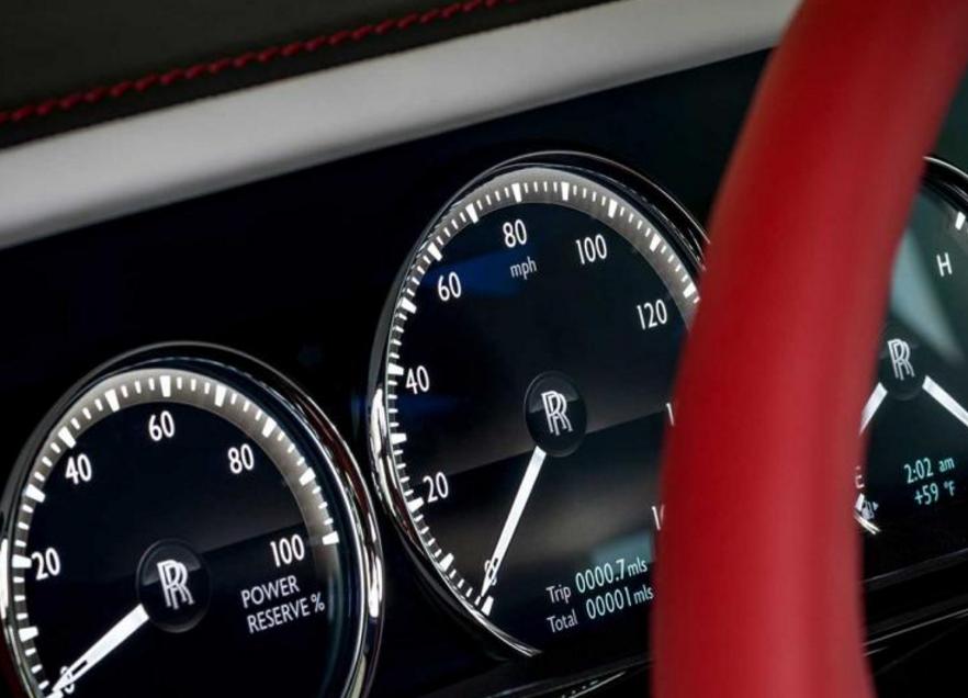 全球唯一一辆劳斯莱斯幻影加长,全球唯一一辆加长版劳斯莱斯宿迁