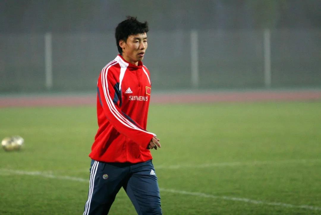 那些天赋爆棚的足球少年,十大没有兑现天赋的球星