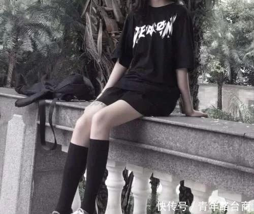 上课瘦腿方法学生党最快,女生学瘦腿