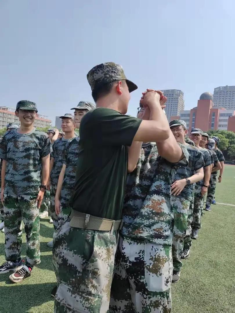 军训日记加图,军训红十字日志