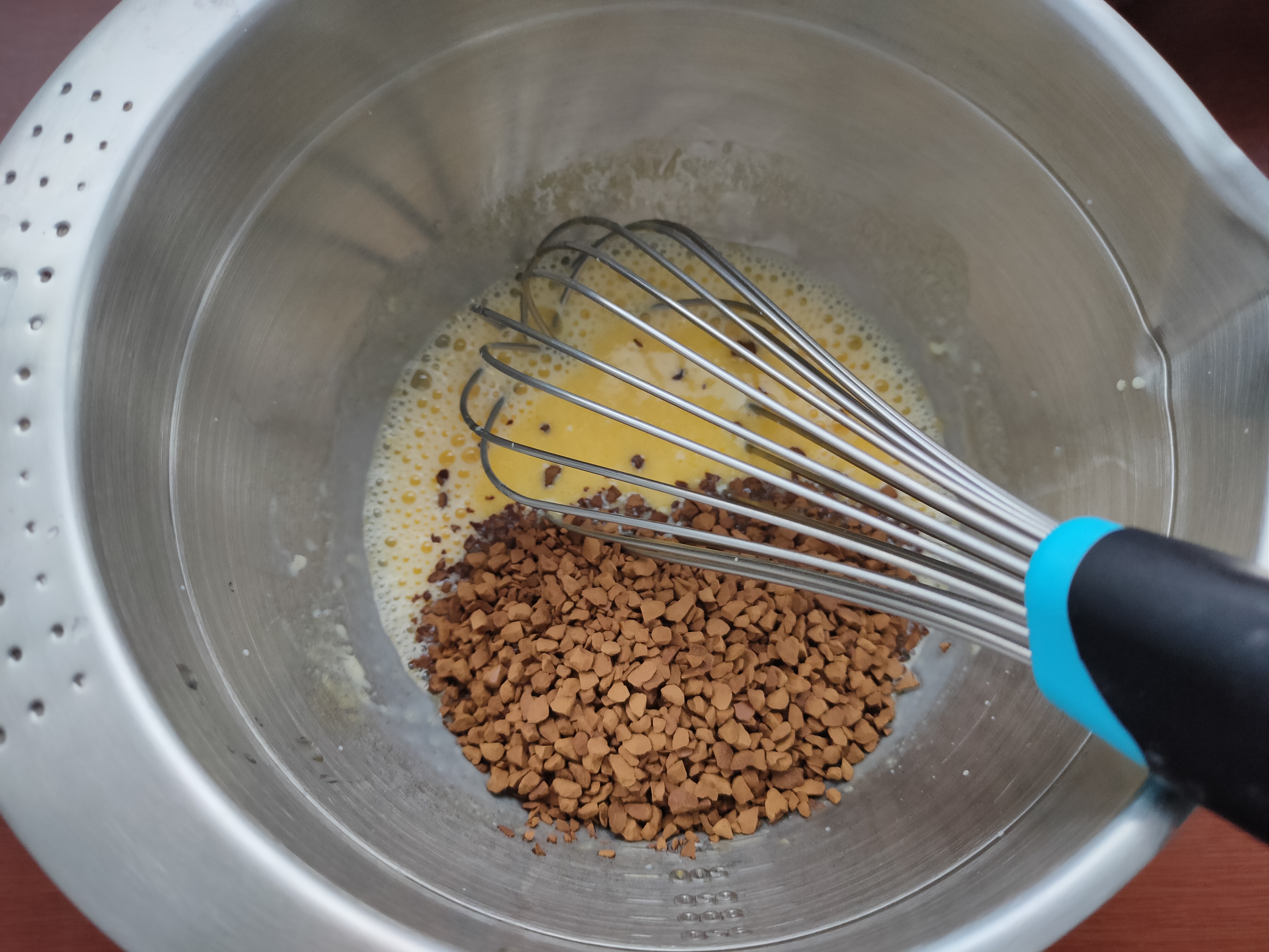 咖啡戚风蛋糕做法视频教程,西式烘焙戚风蛋糕做法