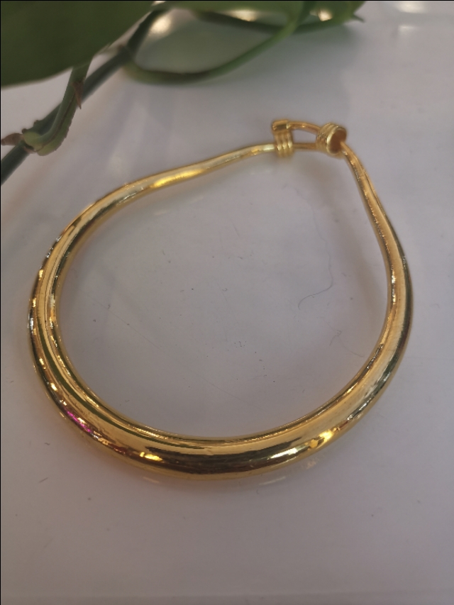 清洗黄金镯子会掉克数吗,怎么修复变形的黄金手镯