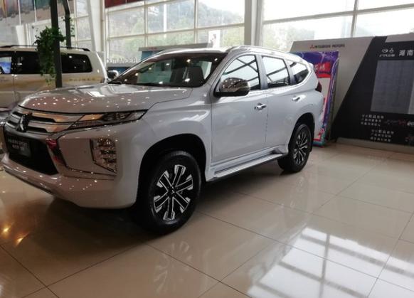 三菱帕杰罗速跑版2025,三菱帕杰罗速跑2.4