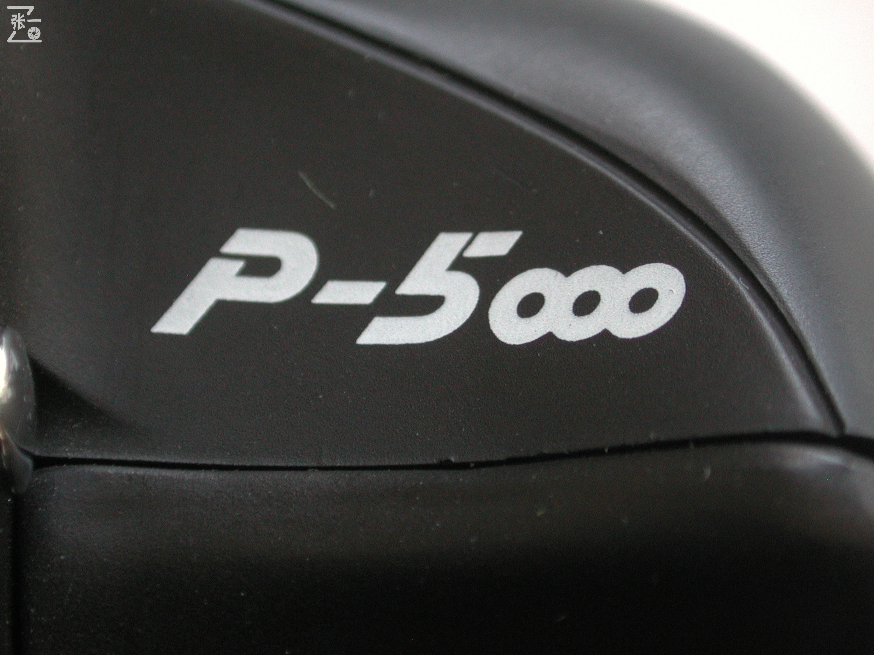 上海海鸥为美国贴牌生产的PhoenixP-5000单反相机