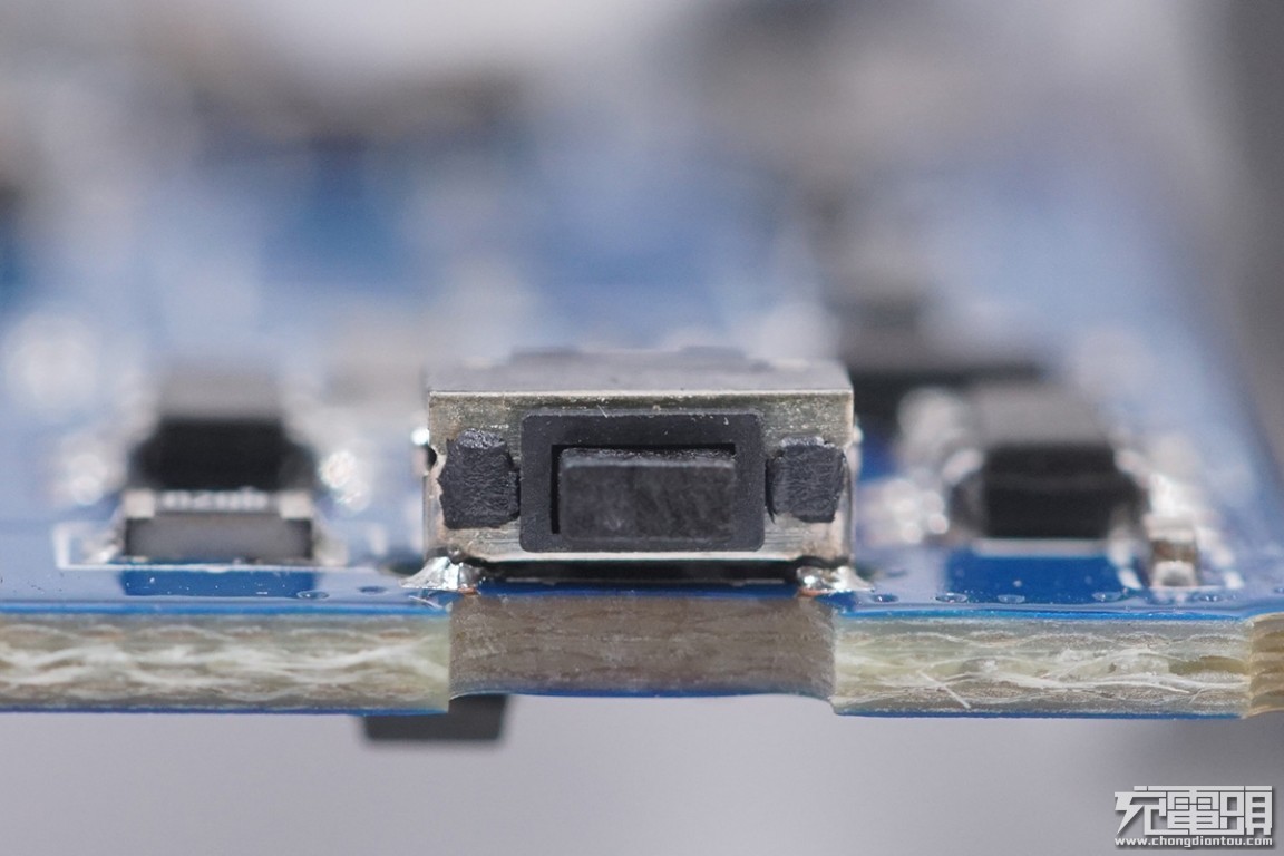 红米充电宝20000快充版值得购买吗,拆解redmi67瓦快充