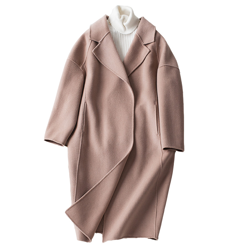 性感不是非得波涛胸涌！大*杯罩**审美疲劳的时代，微乳依然性感撩人