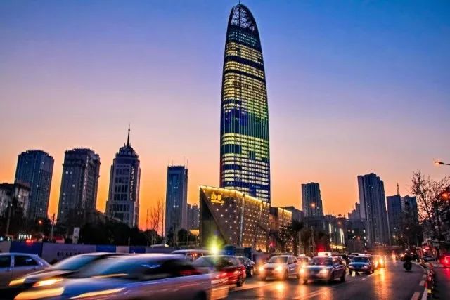 山东第一高楼突破,山东第一高楼即将封顶