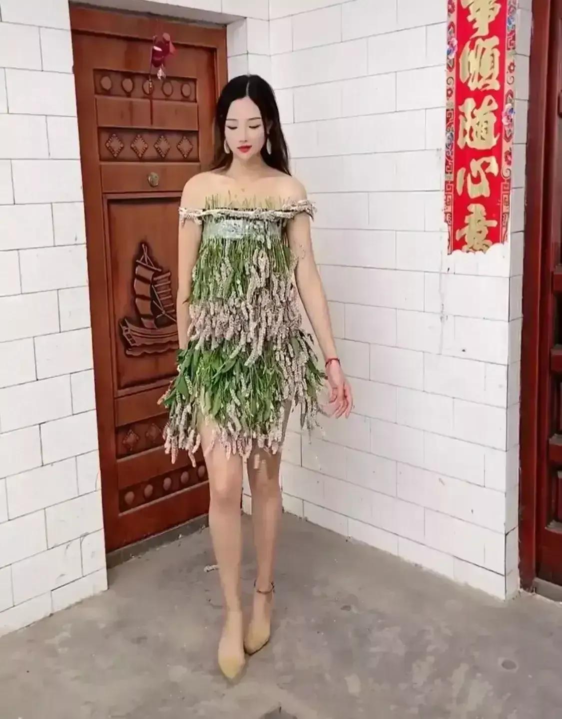 自己设计环保服装,大学生女生设计感衣服推荐