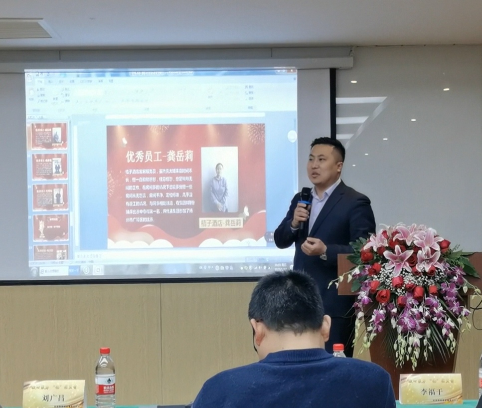 鍑濆績鑱氬姏璋嬪彂灞曞垱鏂扮瓚姊﹀悜鏈潵,鍑濆績鑱氬姏鍚戞湭鏉ュ悓蹇冪瓚姊︽柊鏃朵唬